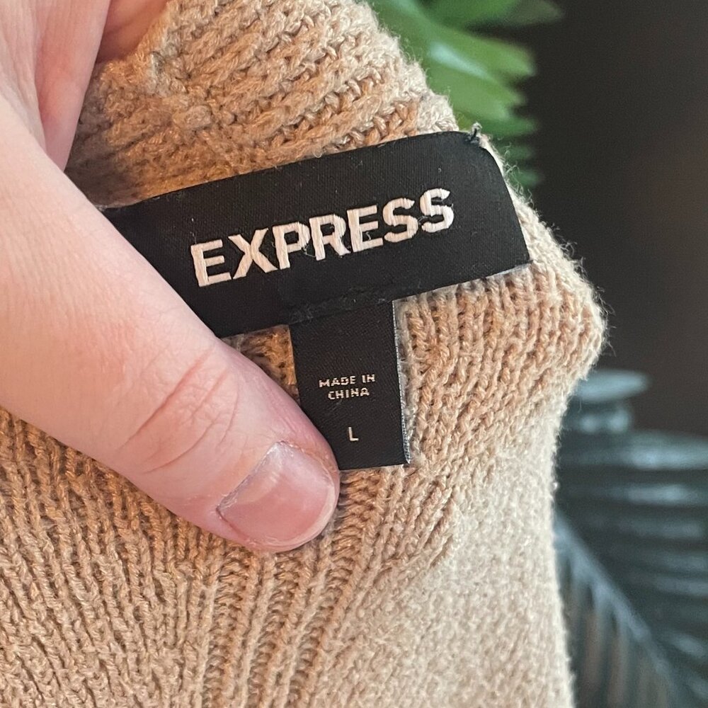 Long and Oversized Express Tan Cardigan